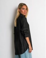 Πουκάμισο μακρύ με στρογγυλεμένο τελείωμα μαύρο