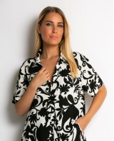 Σετ πουκάμισο και σορτς με baroque print μαύρο Σετ πουκάμισο και σορτς με baroque print μαύρο