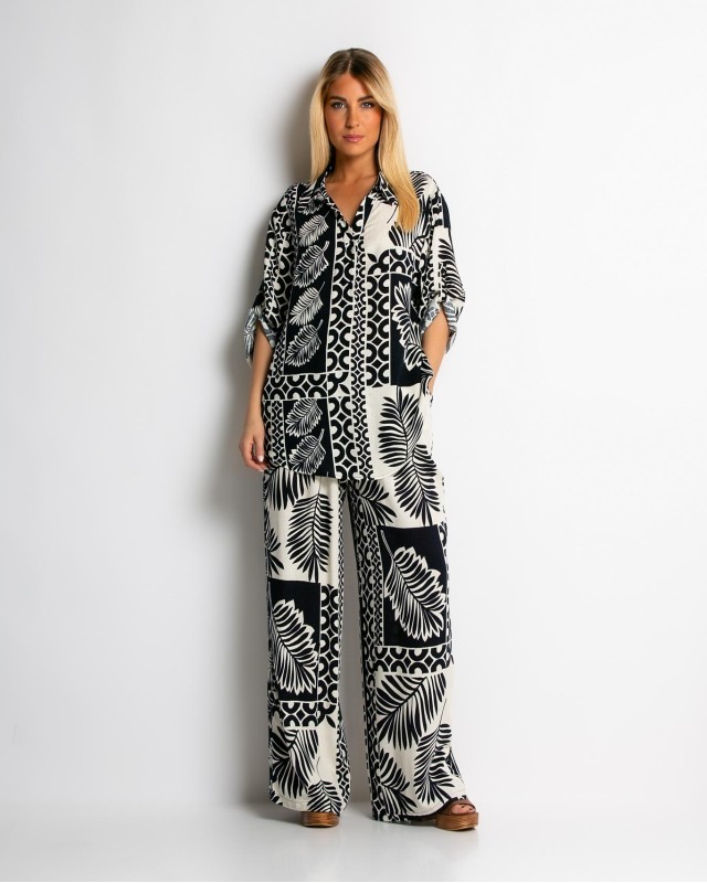 Σετ πουκάμισο και παντελόνι με tropical print navy Σετ πουκάμισο και παντελόνι με tropical print navy
