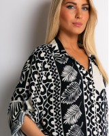 Σετ πουκάμισο και παντελόνι με tropical print navy Σετ πουκάμισο και παντελόνι με tropical print navy