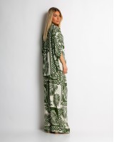 Σετ πουκάμισο και παντελόνι με tropical print λαδί