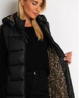 Μπουφάν αμάνικο με leopard μακρύ μαύρο