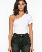 Crop top κοντομάνικο με έναν ώμο λευκό