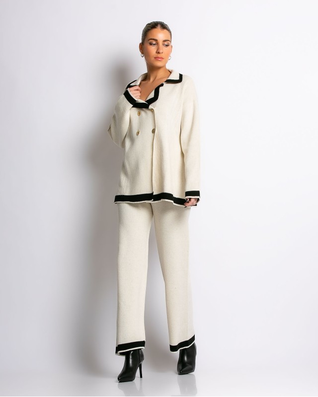 Σετ μπλούζα με χρυσά κουμπιά  και παντελόνι εκρού