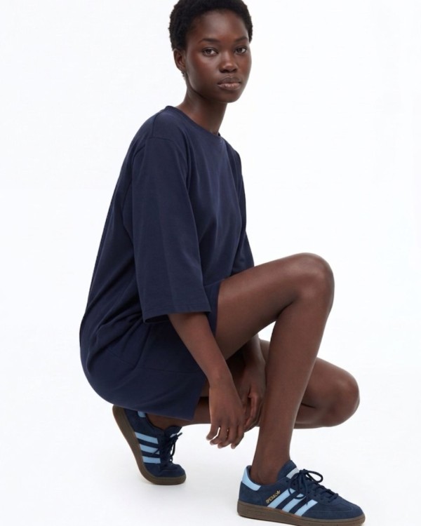 Μπλούζα βαμβακερή oversized με τρουακάρ μανίκι και βάτες μαύρο