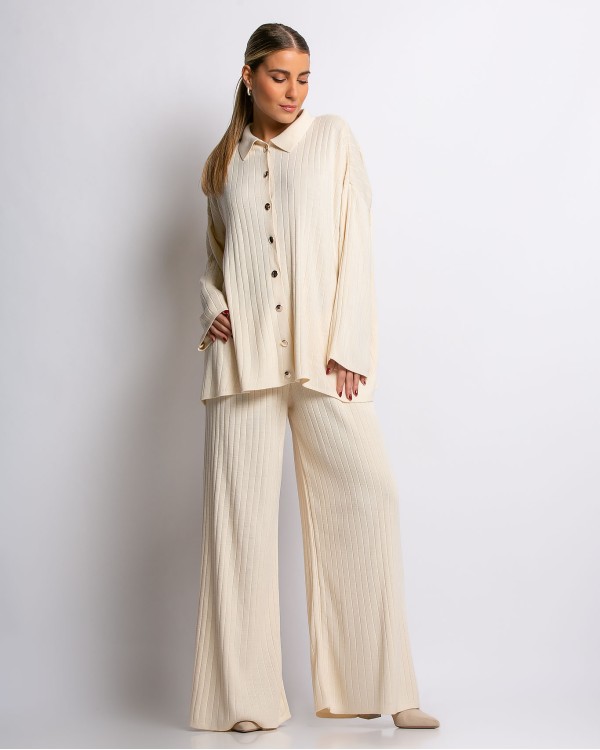 Σετ πλεκτό πουκάμισο με κουμπιά και παντελόνα εκρού