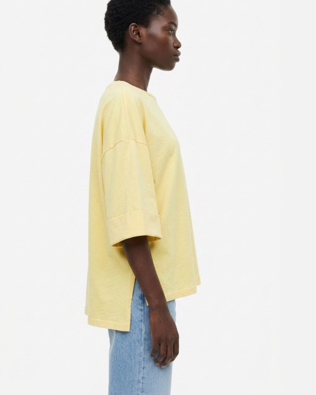 Μπλούζα φαρδιά με τρουακάρ μανίκι yellow