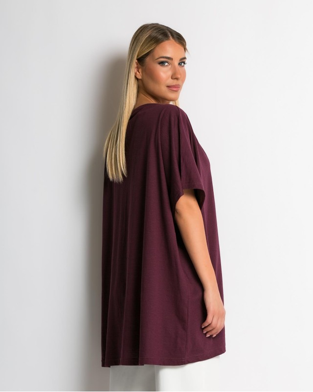 Μπλούζα oversized με "V" δαμασκηνί Μπλούζα oversized με "V" δαμασκηνί