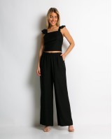 Σετ crop top με βολάν και παντελόνα μαύρο Σετ crop top με βολάν και παντελόνα μαύρο