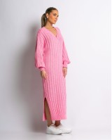 Φόρεμα πλεκτό μακρύ με V ροζ