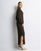 Φόρεμα πλεκτό μακρύ με V χακί