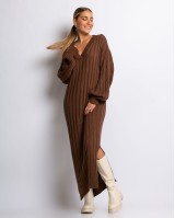 Φόρεμα πλεκτό μακρύ με V καφέ