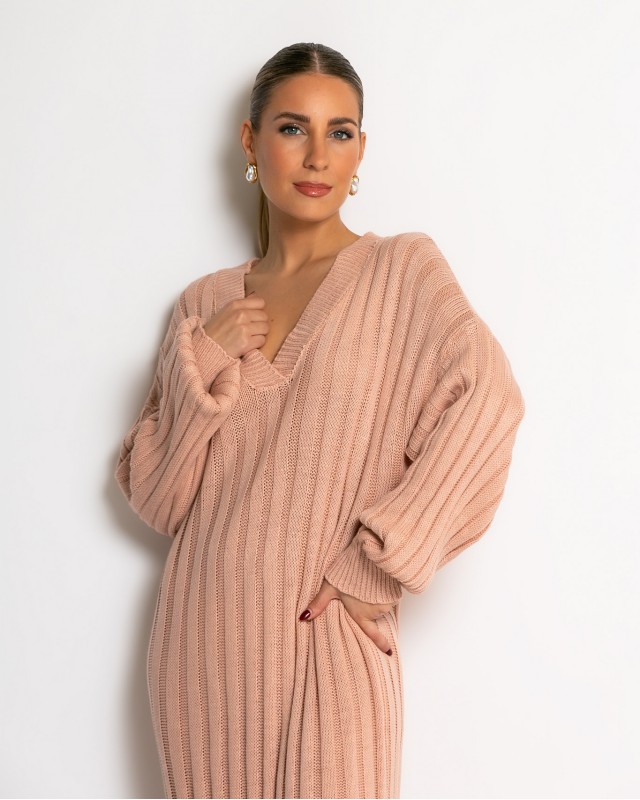 Φόρεμα πλεκτό μακρύ με V σομόν