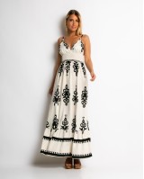 Φόρεμα boho με μοτίβα εκρού Φόρεμα boho με μοτίβα εκρού