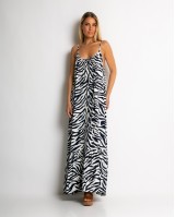Φόρεμα animal print με βολάν τελείωμα navy Φόρεμα animal print με βολάν τελείωμα navy