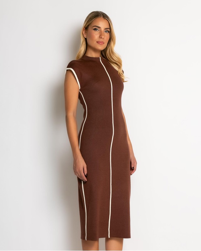 Φόρεμα πλεκτό με απαλή υφή & κάθετες γραμμές καφέ