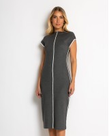 Φόρεμα πλεκτό με απαλή υφή & κάθετες γραμμές ανθρακί
