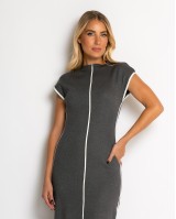 Φόρεμα πλεκτό με απαλή υφή & κάθετες γραμμές ανθρακί
