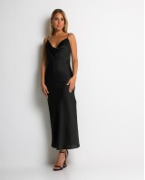 Φόρεμα ντραπέ με σκίσιμο στο πλάι μαύρο