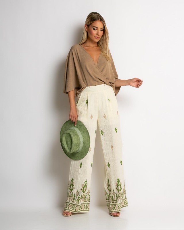 Παντελόνα με boho print εκρού - χακί