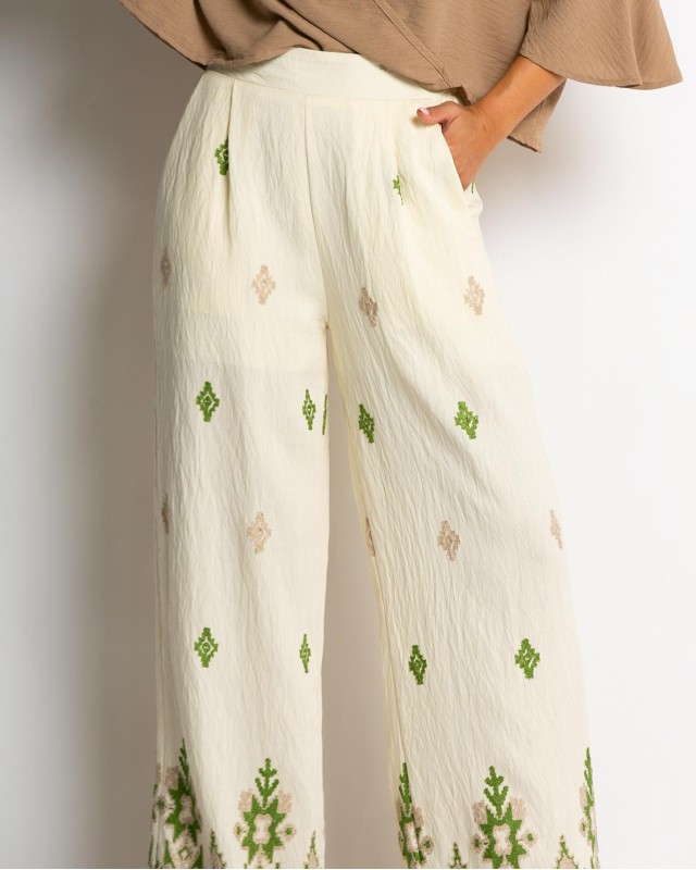 Παντελόνα με boho print εκρού - χακί