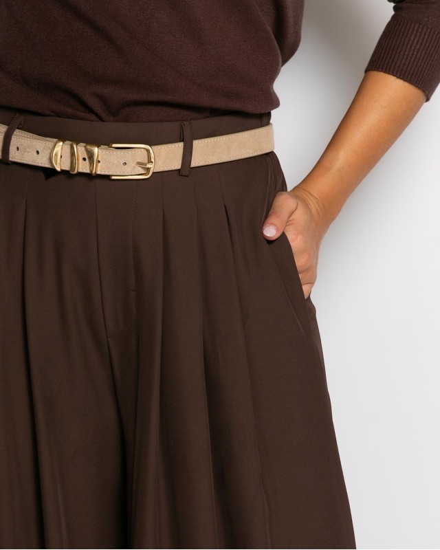 Παντελόνα ψηλόμεση με πιέτες καφέ