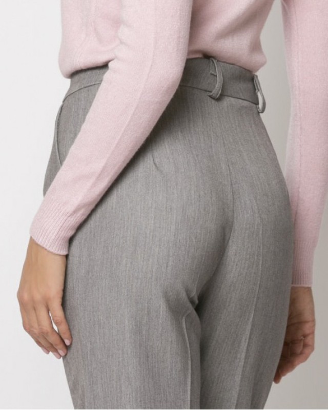 Παντελόνι με πιέτα και ρεβέρ γκρι μελανζέ