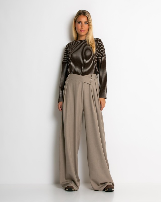 Παντελόνα με κούμπωμα στο πλάι μπεζ