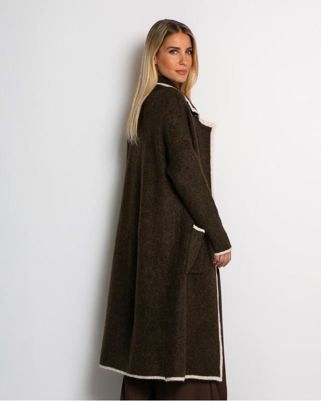 Ζακέτα μακρυά πλεκτή με εξωτερικές τσέπες καφέ