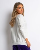 Μπλούζα μακρυμάνικη ψιλό πλεκτό με γυριστή λαιμόκοψη λευκό