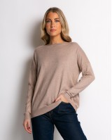 Μπλούζα μακρυμάνικη ψιλό πλεκτό με γυριστή λαιμόκοψη μπεζ σκούρο