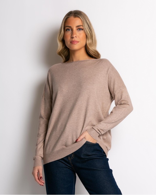 Μπλούζα μακρυμάνικη ψιλό πλεκτό με γυριστή λαιμόκοψη μπεζ σκούρο