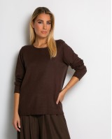 Μπλούζα ψιλό πλεκτό με λαιμόκοψη καφέ