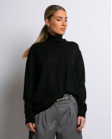 Μπλούζα ψιλό πλεκτό ζιβάγκο σε άνετη γραμμή μαύρο