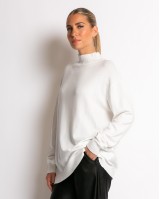 Μπλούζα ψιλό πλεκτό απαλή υφή με λουπέτο εκρού