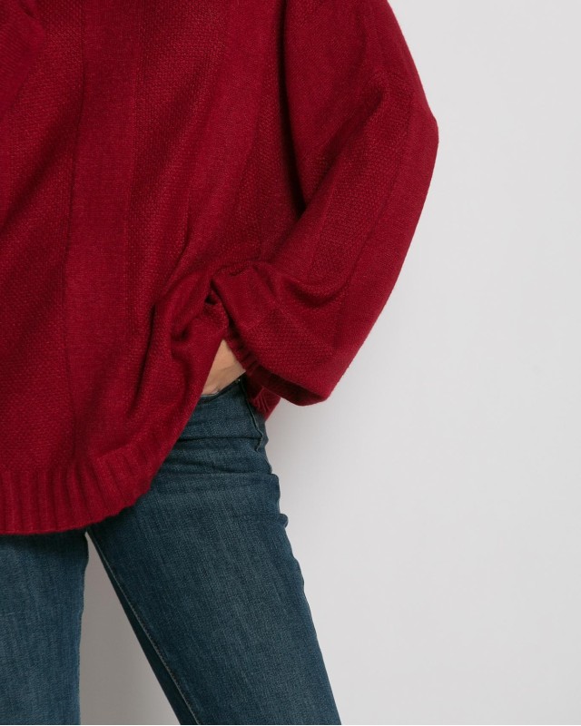 Μπλούζα πλεκτή με σχέδιο στο τελείωμα μπορντώ