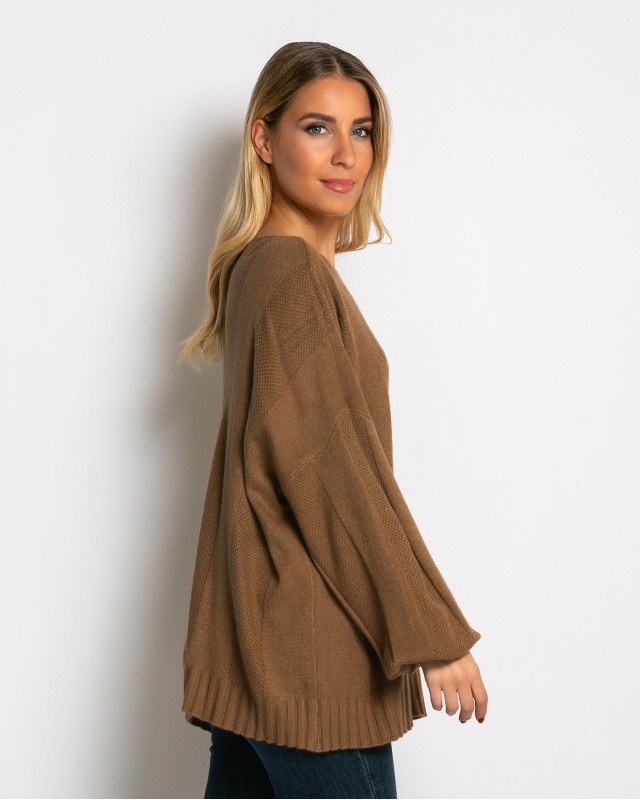 Μπλούζα πλεκτή με σχέδιο στο τελείωμα ταμπά