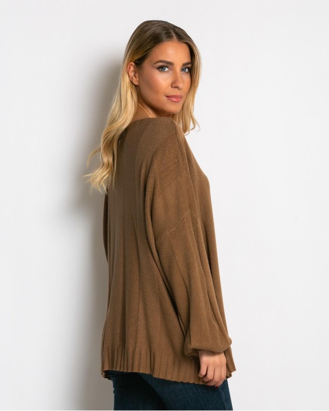 Μπλούζα πλεκτή με σχέδιο στο τελείωμα ταμπά