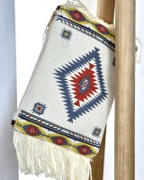 Clutch με έθνικ σχέδια & κρόσσια εκρού-navy