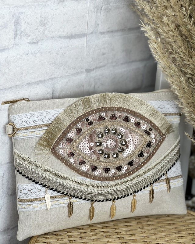 Τσαντάκι Boho με κεντήματα & παγιέτες μπεζ Τσαντάκι Boho με κεντήματα & παγιέτες μπεζ