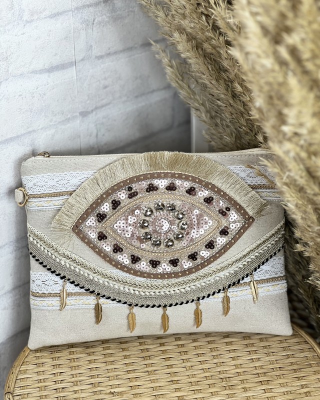 Τσαντάκι Boho με κεντήματα & παγιέτες μπεζ Τσαντάκι Boho με κεντήματα & παγιέτες μπεζ