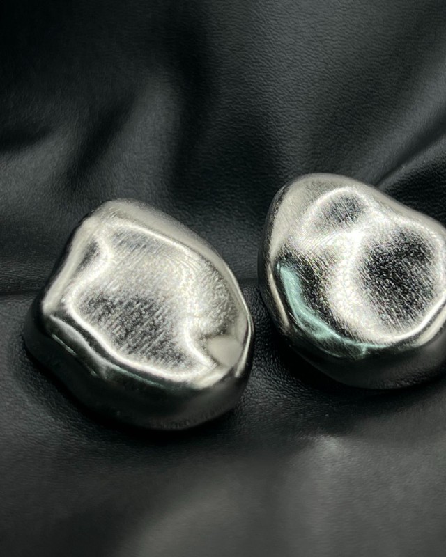 Fluid Rock Earrings silver