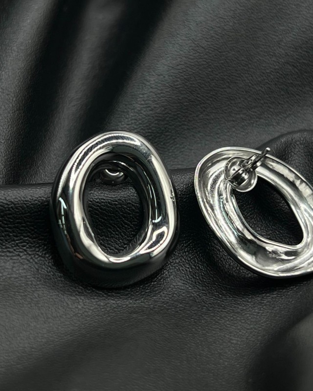 Oval Melt Earrings silver