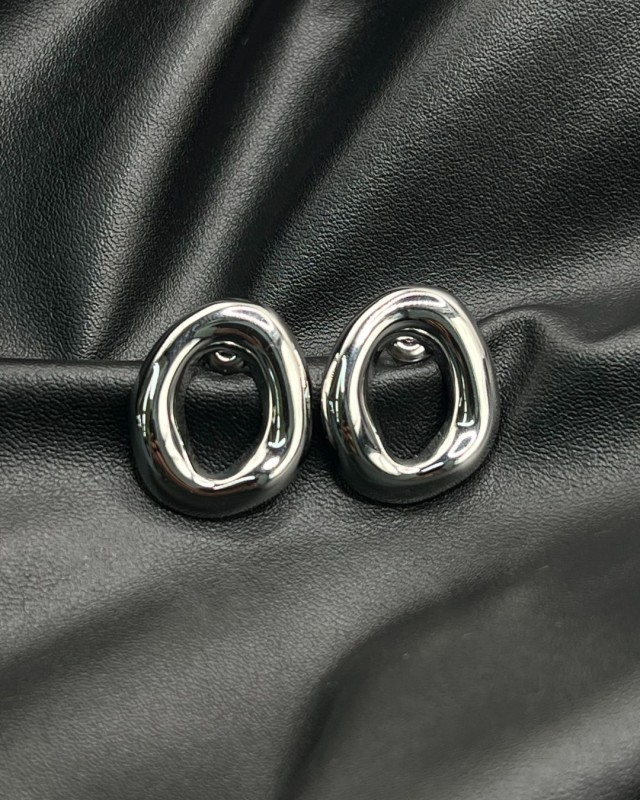 Oval Melt Earrings silver
