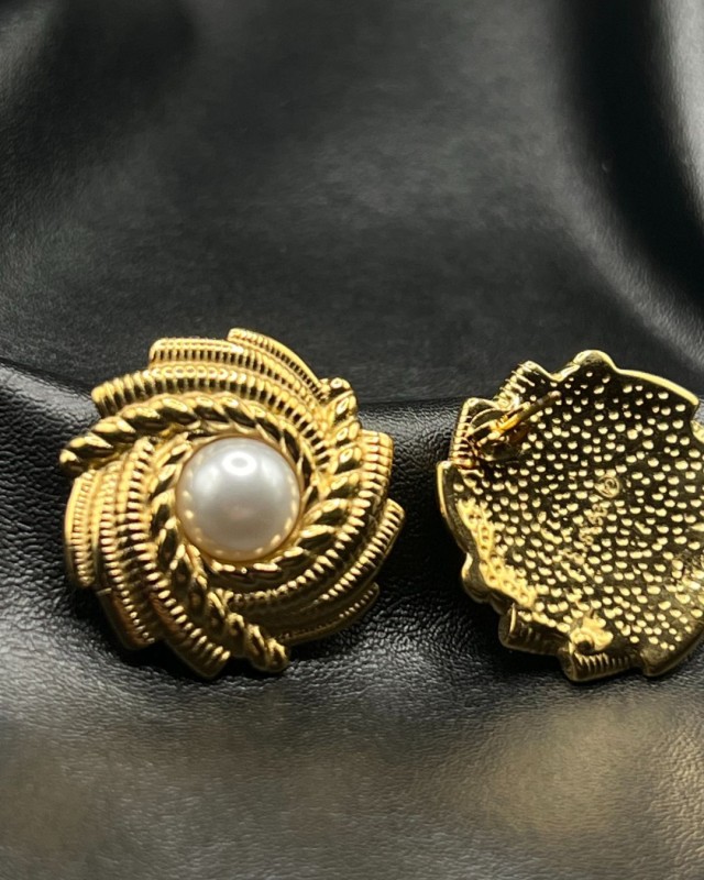 Gold Twisted Pearl Earrings