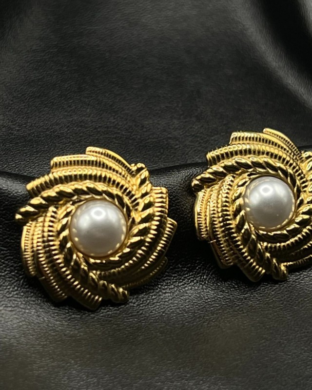 Gold Twisted Pearl Earrings