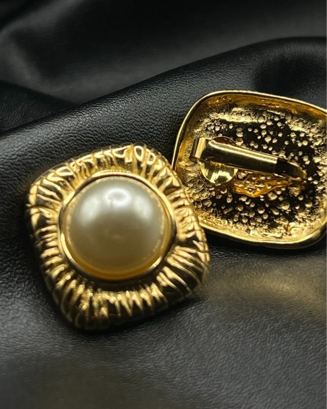 Vintage Pearl Square Earrings