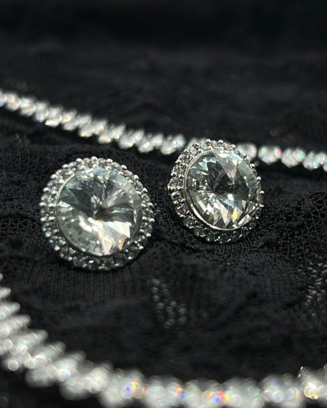 Round Crystal Halo Earrings silver