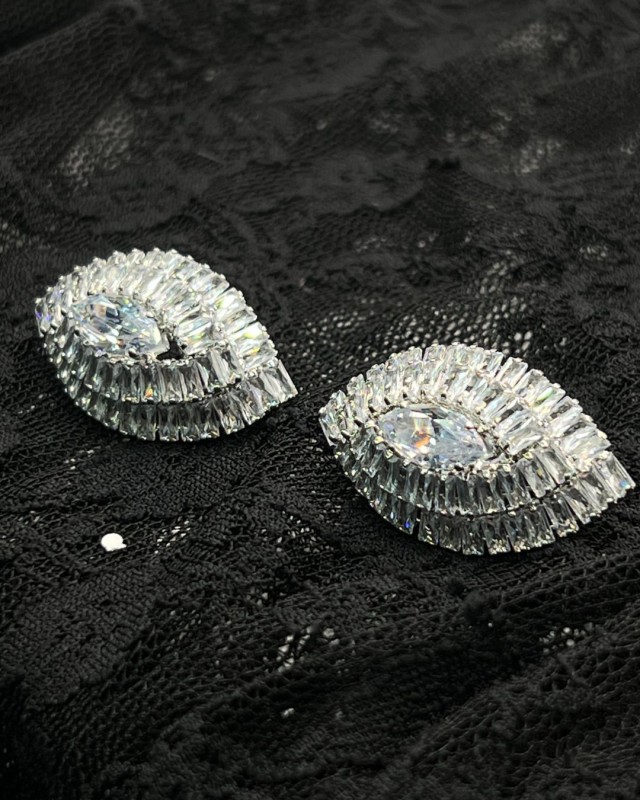 Marquise Shimmer Earrings silver