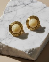 Vintage Earrings Ivory